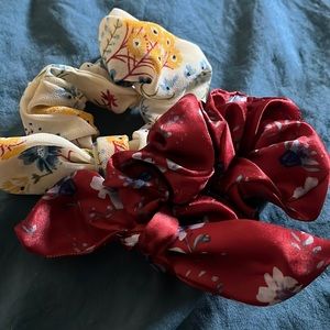 Elastic scrunchies.